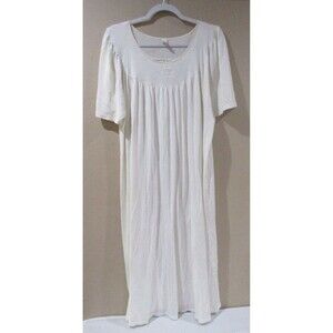Vtg. Calida Bodywear Nightgown Women XL White Short Sleeve Long